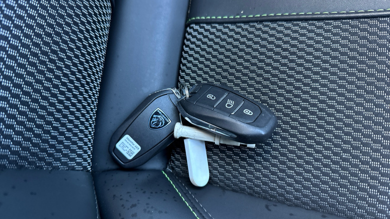 Peugeot 2008 1.2 PureTech 130 GT 5dr EAT8 Petrol Estate